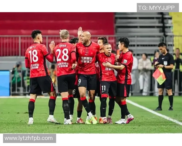 成都蓉城5-1战胜深圳新鹏城,取得新赛季开门红! 成都蓉城5-1战胜深圳新鹏城,取得新赛季开门红!